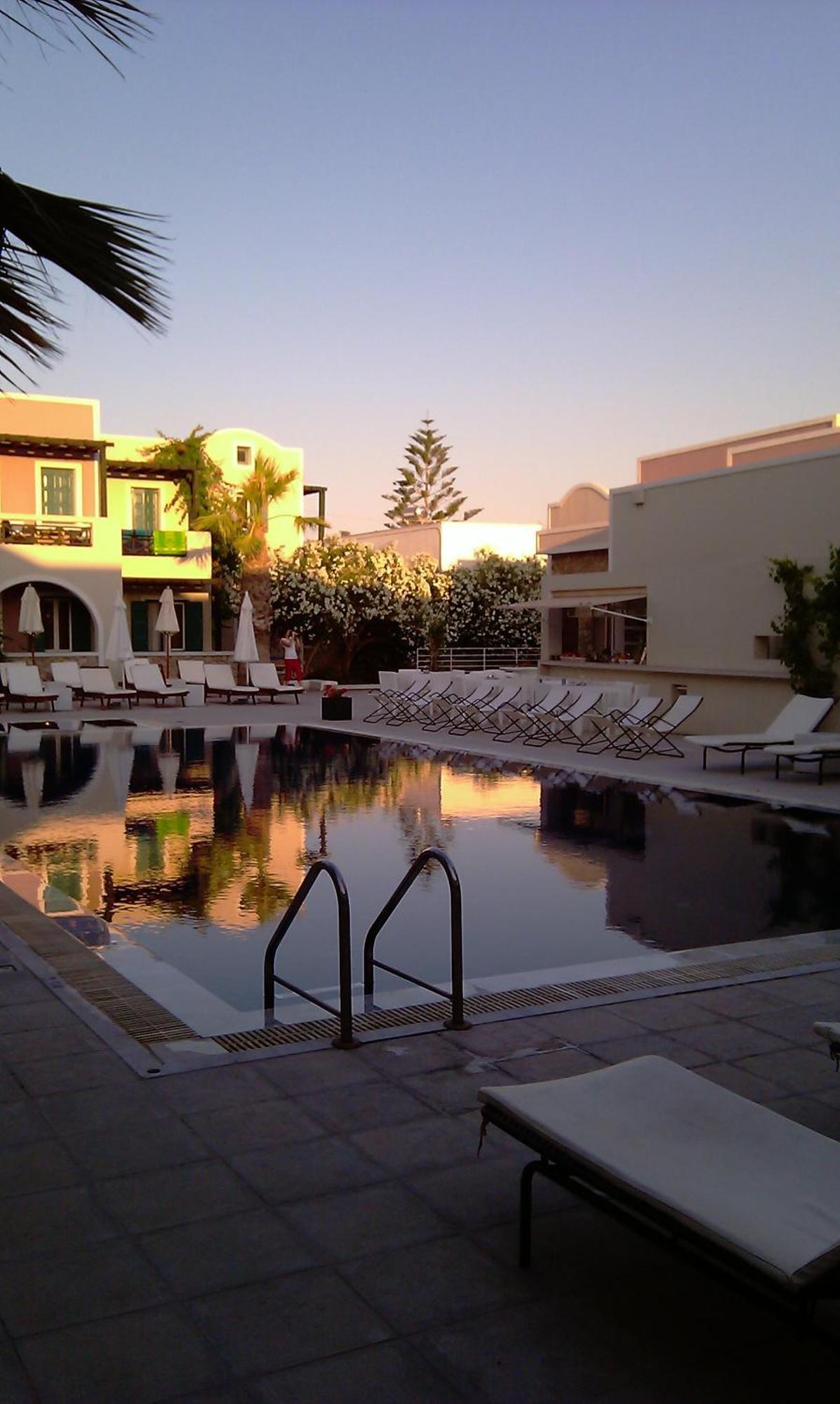 Rose Bay Hotel Kamári Exteriér fotografie